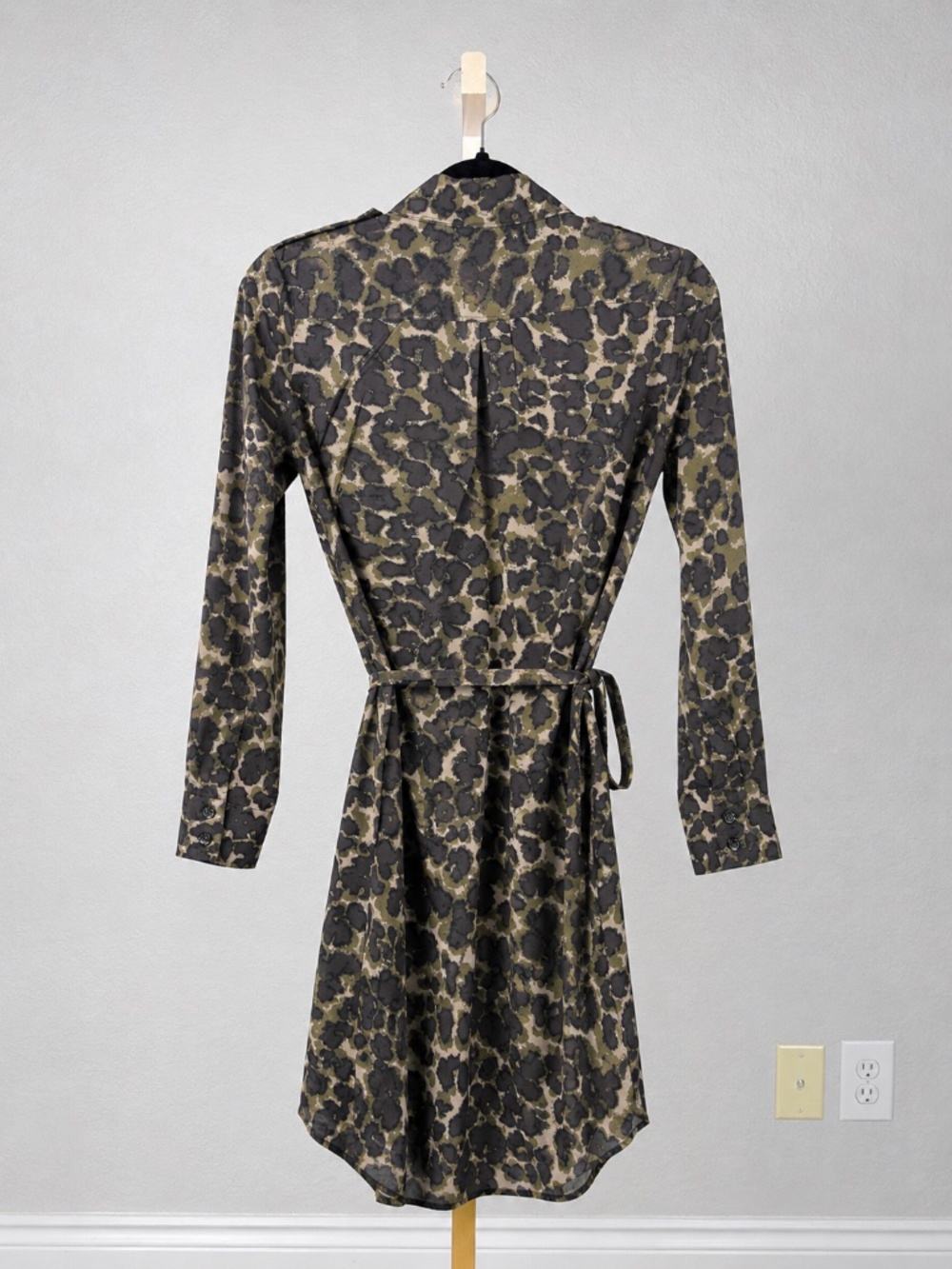 11.1 Tylho Anthropologie Leopard Print Shirt Dress NWOT Size Small - Picture 3 of 6